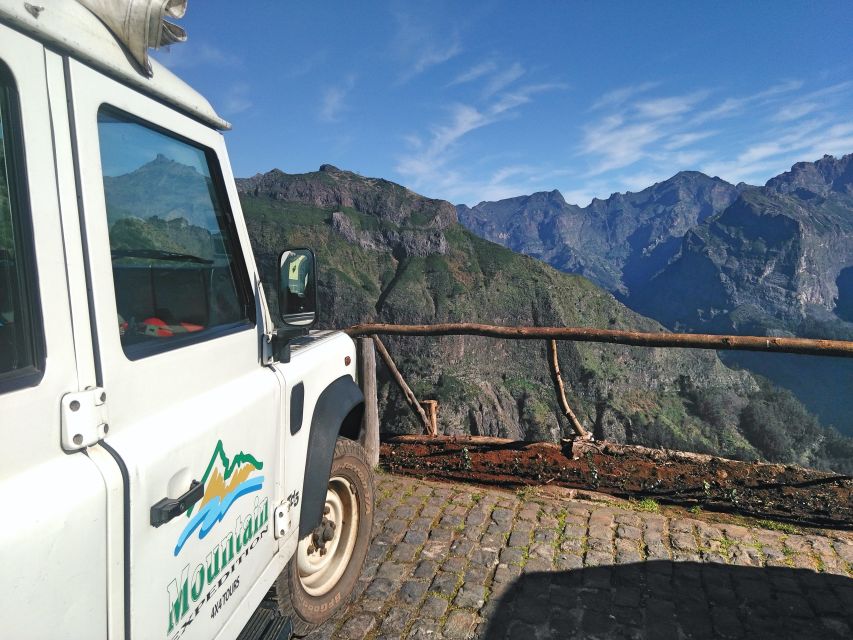 Madeira: Half-Day Nun's Valley and Sea Cliff Tour - Cabo Girão Cliff: The Big Sea-and-Cliff Moment