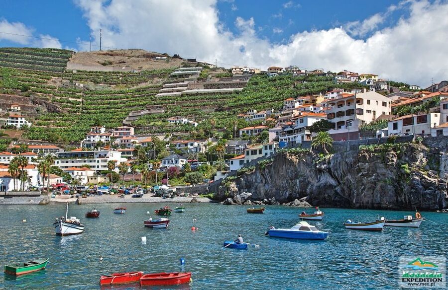 Madeira: Half-Day Nun's Valley and Sea Cliff Tour - Miradouro da Boca dos Namorados: Another Angle on Madeira