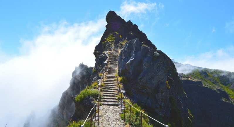 Madeira: Heavenly Sunset Pico do Arieiro with Snacks & Wine - Where the tour starts in Funchal, and where it ends