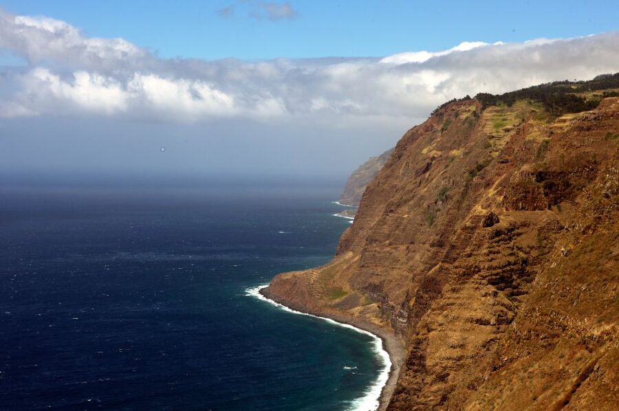 Madeira Island: Southwest Tour - Ponta do Sol and Moledos: Start Bright, Then Look Down at Madelena do Mar