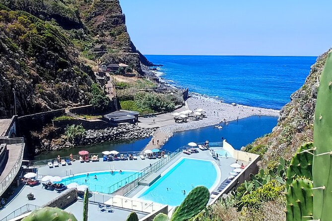 Madeira "Mystery Tour" - Full Day Private 4x4 Jeep - Viewpoints and Skywalk Moments on Madeira’s Tight Roads