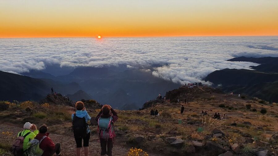 Madeira: Pico do Areeiro Sunrise Tour - Sunrise At Pico do Areeiro, The Mountain That Changes Everything