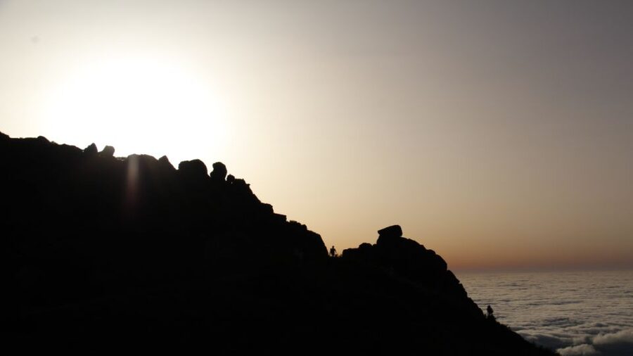 Madeira: Pico do Areeiro Sunrise Tour - The Levada dos Balcões walk: short, scenic, and not overly punishing