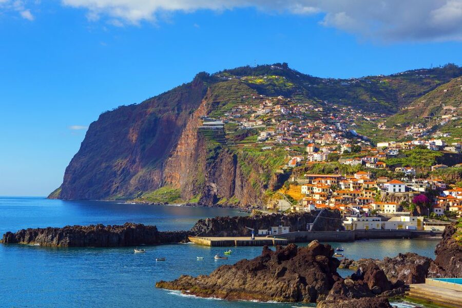 Madeira: Pico do Arieiro Sunrise with East and West Tour - Small-group touring: why it feels smoother than most island buses
