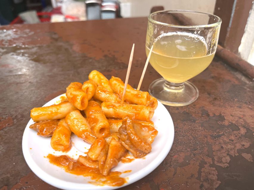 Madeira: Poncha Class & Tasting Tour - Poncha class with Senhor Agostinho and the Caralhinho