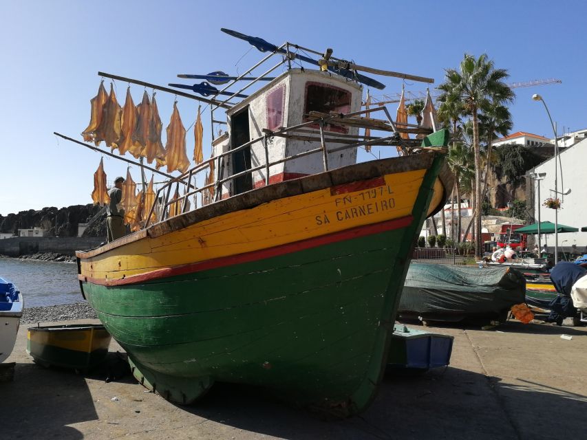 MADEIRA: Private Camara de Lobos Tour in a Tukxi - Câmara de Lobos: fishing boats, steep hills, and guided village time