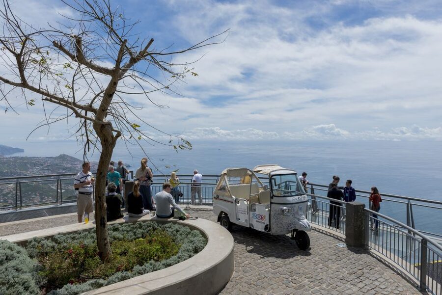 Madeira: Private Guided Cabo Girão Tour - Getting From Funchal In A Tuk Tuk, Without The Hassle