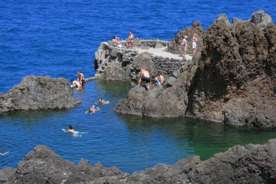 Madeira : Private wine experience by 4WD - Porto Moniz volcanic pools or Seixal’s Poço das Lesmas swim plan