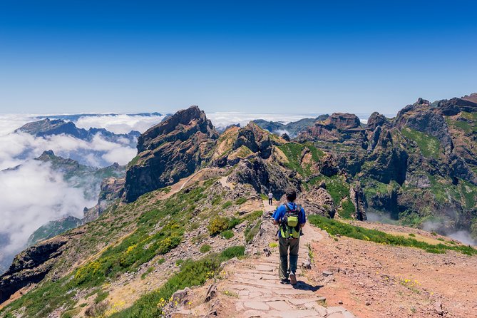 Madeira s highest Peaks - Pico Ruivo at 1,862 m: Madeira’s highest point