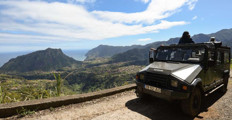 Madeira Safari Private 4x4, Full Day Santana or Porto Moniz - Pico do Areeiro Sunrise Plans and the Mountain Reality Check