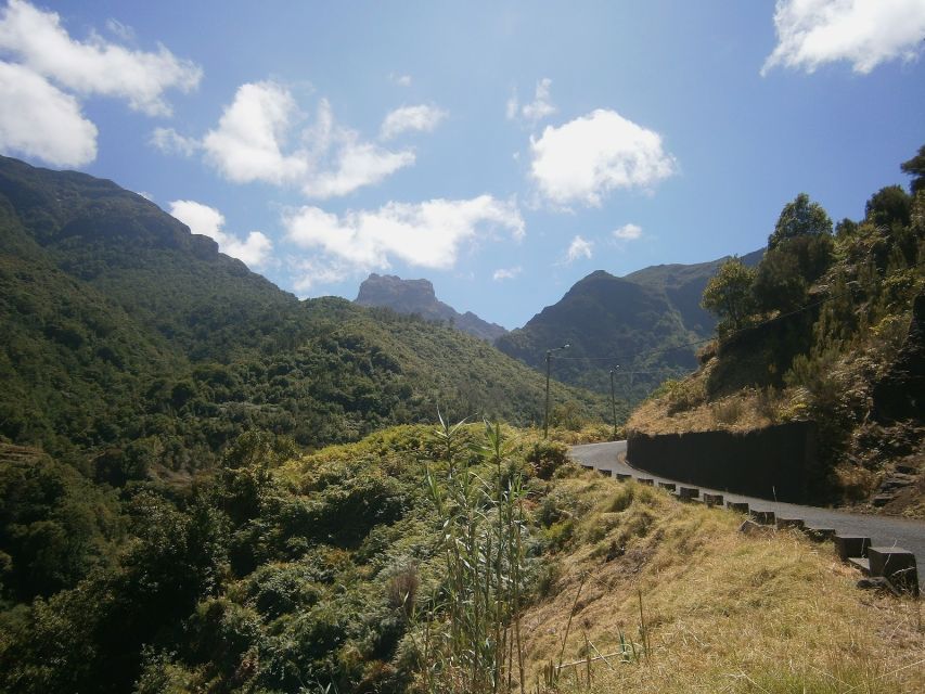 Madeira: Santana 6-Hour Full-Day Tour - Why Pico do Arieiro and Santana is such a good combo