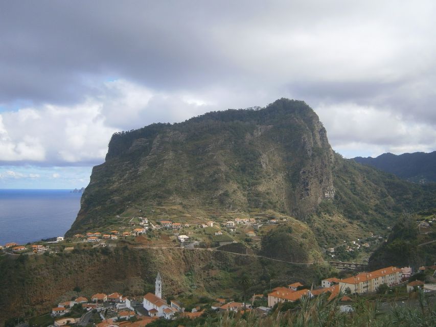 Madeira: Santana 6-Hour Full-Day Tour - Pico do Facho and Machico’s 1420 port: from north coast views to historic shoreline