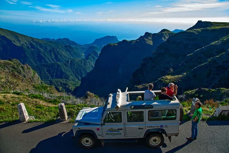 Madeira: Santana Jeep Safari and Balções Levada Walk - Pico do Areeiro: the early “wow” that sets up the whole day