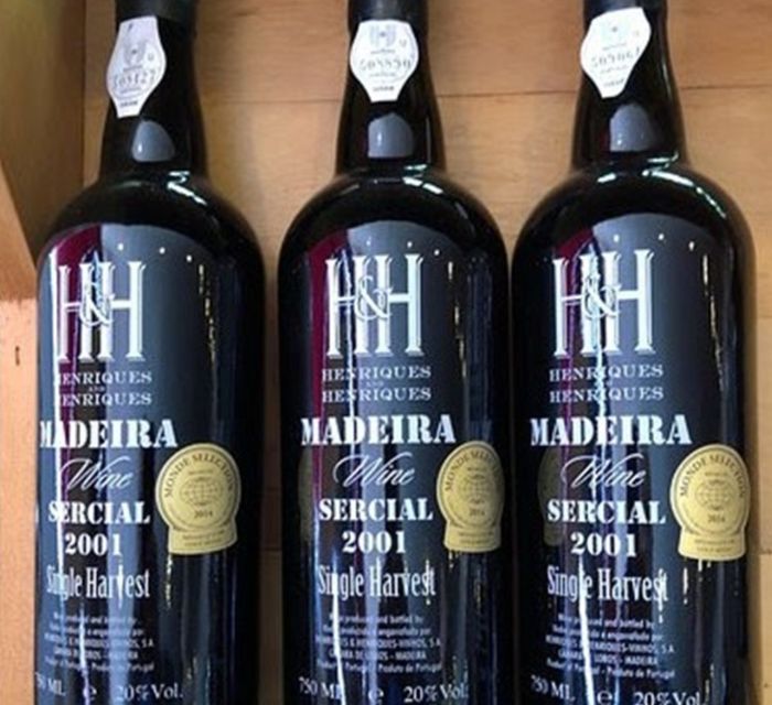 Madeira: Signature Wine Tasting, Skywalk & Nature Expedition - Mel da Laurissilva Honey Museum: sustainable beekeeping with real tools and real tasting