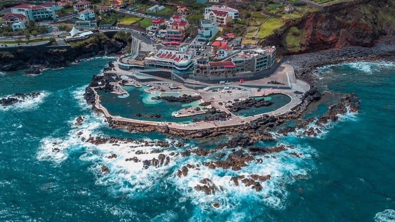 Madeira: Skywalk, Porto Moniz, Seixal, and Fanal 4WD Tour - Porto Moniz lava pools: where swimming beats sightseeing