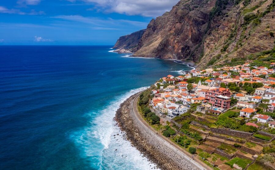 Madeira : Southwest coast, Run & Anjo´s Waterfall 4x4 Tour - When You Should Skip It