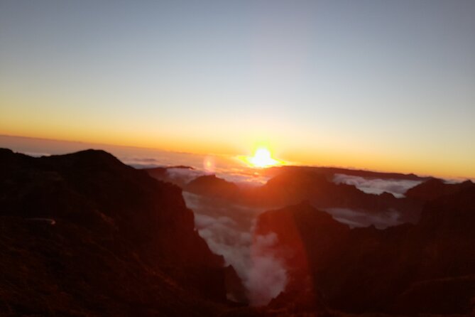 Madeira Sunset in Pico do Arieiro and Optional Stairway to Heaven - Stop 1: Pico do Arieiro, 1h30 at Madeira’s top car viewpoint