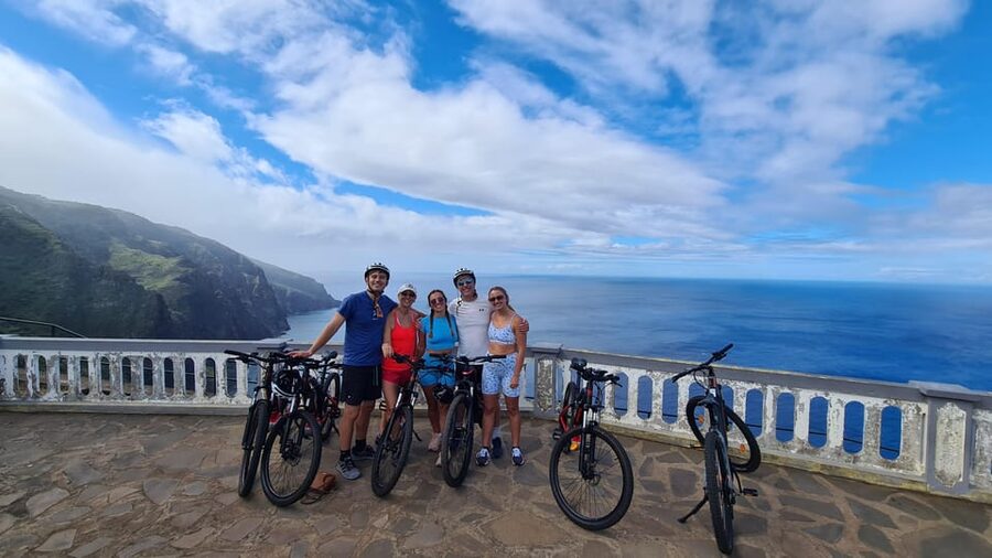 Madeira West coast: Guided Sightseeing E-Bike Tour - From Prazeres Into the Pine and Eucalyptus Roads