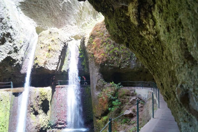 Madeira: Wet your hair in the amazing Levada Nova / Moinhos - Walking the levada: how the day rhythm really works