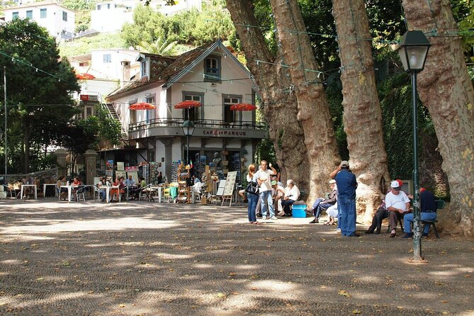 Monte Palace Tropical Garden tour with Cable Car - Guided pacing: how much time you get to enjoy the gardens