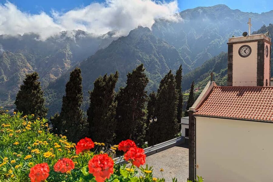 Mountain Wonders: Nuns Valley Half-day Private Jeep - Eira do Serrado at 1,095 m: The Walk That Changes the Scale
