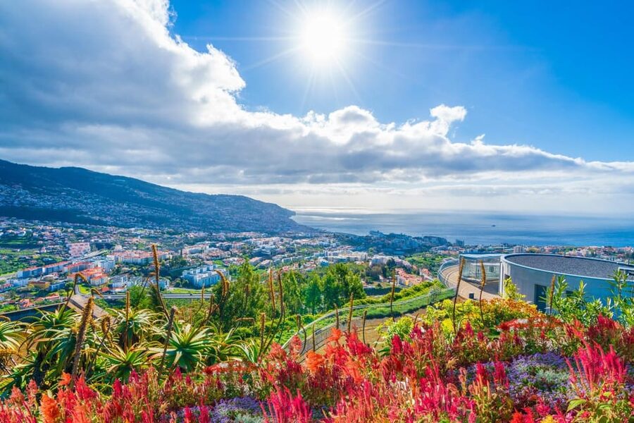 Nun's Valley & Pico dos Barcelos Madeira Island Tour - Stop 1: Pico dos Barcelos for Panoramic Funchal and Atlantic Views