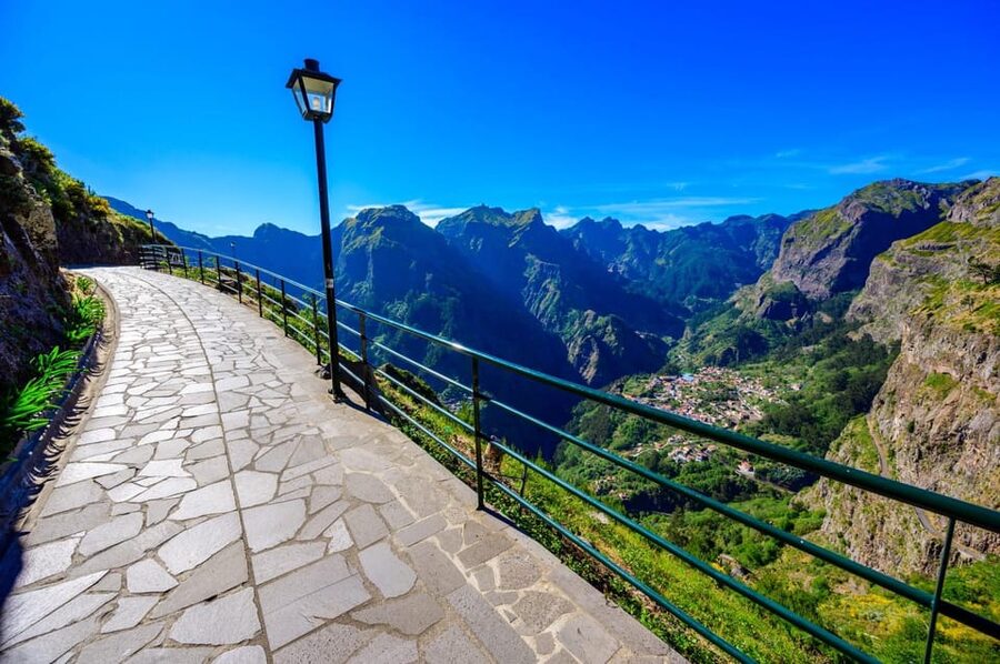 Nun's Valley & Pico dos Barcelos Madeira Island Tour - Should You Book This Nun’s Valley and Pico dos Barcelos Tour?