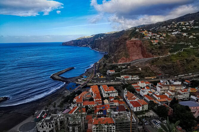 Oldtimer Sightseeing Tour in the West and Northwest - Old roads to Ribeira Brava: viewpoints without the museum feeling