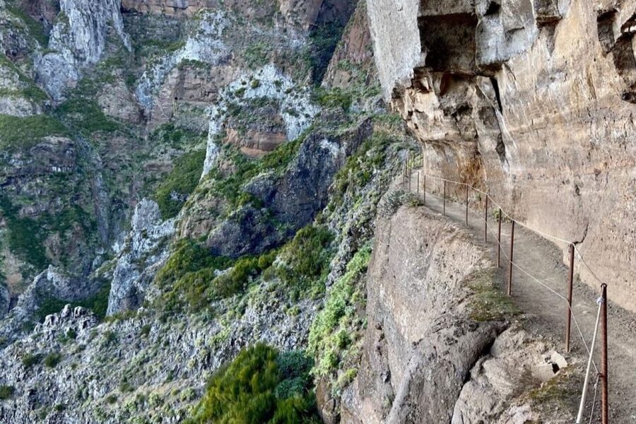 Pico Do Arieiro Pico Ruivo Sunrise or Morning Hike Transfers - Key Highlights You’ll Notice Fast