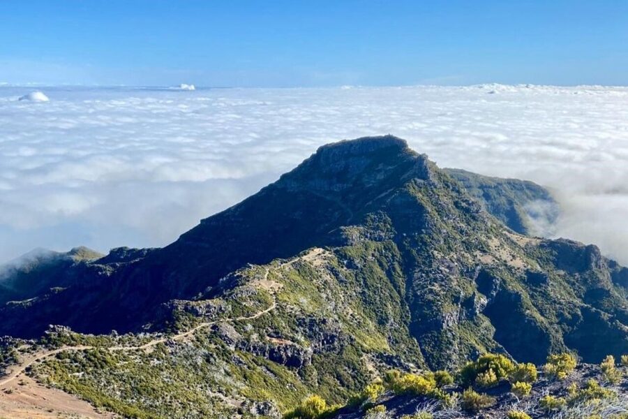 Pico Do Arieiro Pico Ruivo Sunrise or Morning Hike Transfers - Pico Ruivo: Your Highest Goal, Reached Only by Foot