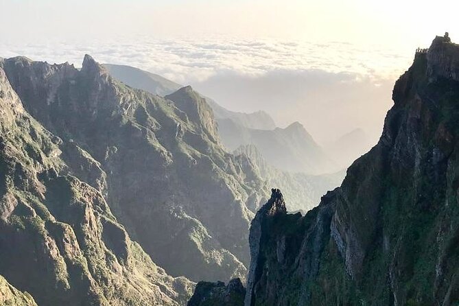 PR1 Pico do Arieiro Self-Guided Hiking Transfer (Morning slot) - Weather and crowding: plan like a realist, not a brochure