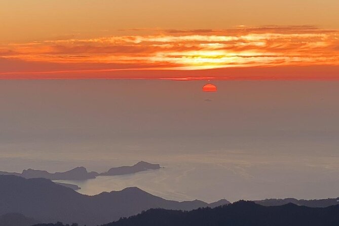 PR1 Sunrise Pico do Arieiro Self-Guided Hiking Transfer - Communication and Drivers, How You Stay Confident on a Self-Guided Hike