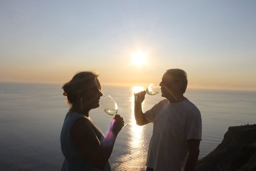 Private Swing Special place w/ Wine and Fruits 4x4 jipe tour - Small details that make a real difference