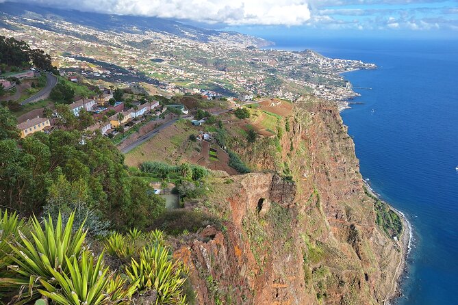 Private Tour Skywalk and Valley of the Nuns - Why a private west Madeira day beats a crowded bus