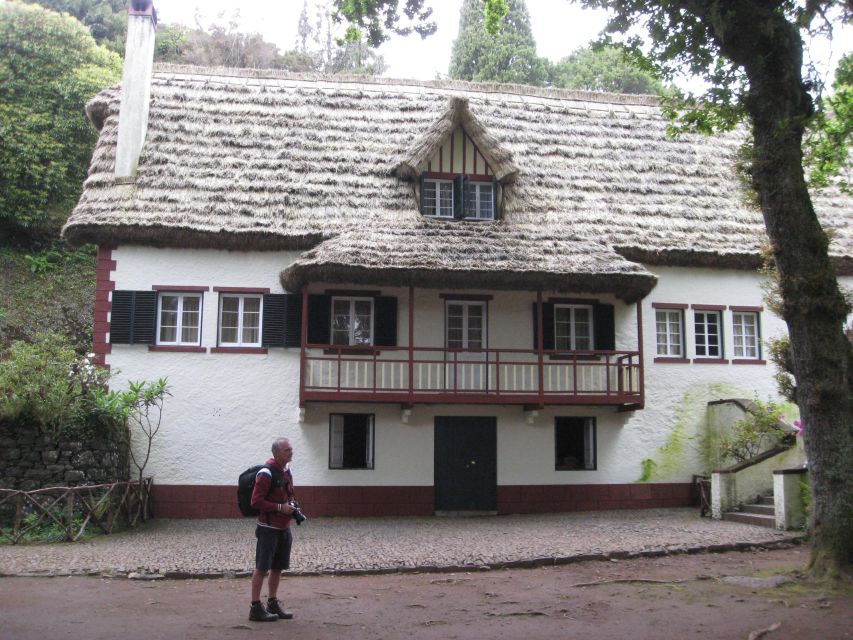 Queimadas Caldeirao Verde Full day hike - Starting at Queimadas, Then Following the Levada West