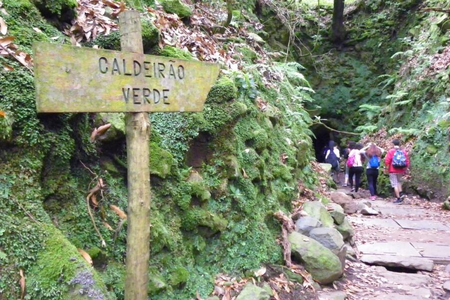 Queimadas Caldeirão Verde Walking tour with guide - Small villages on the route, and why they add more than photos