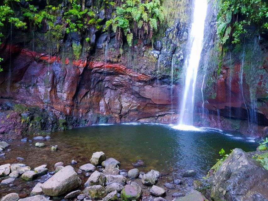 Small Group Walks Rabaçal 25 Fontes - What to pack: the wet and the cold parts deserve respect