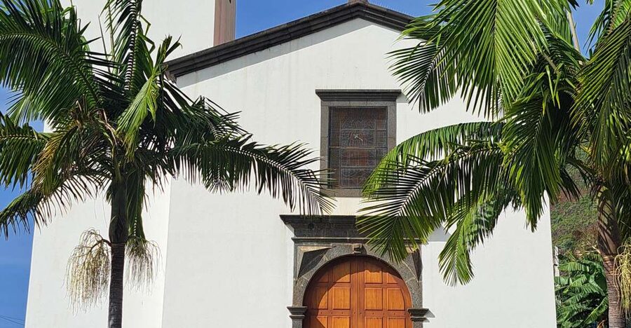 South Madeira: breathtaking coastal trip incl. Porto Moniz. - Ponta do Sol: Sea Cliffs, Architecture, And A Surprise Art Deco Detail