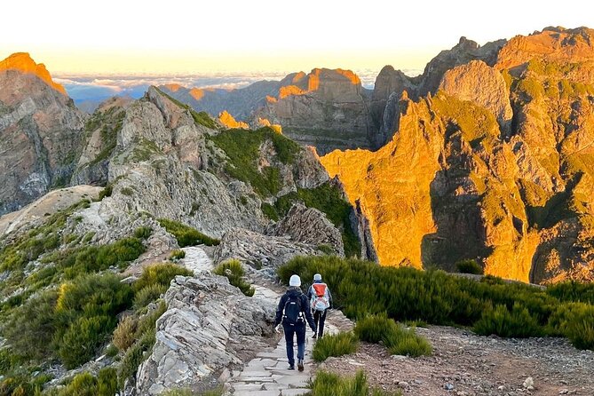 Sunrise Transfer To Pico Do Arieiro, Hike To Pico Ruivo & Return From Teixeira - Getting Picked Up in Funchal and Caniço (and Why the Group Size Matters)