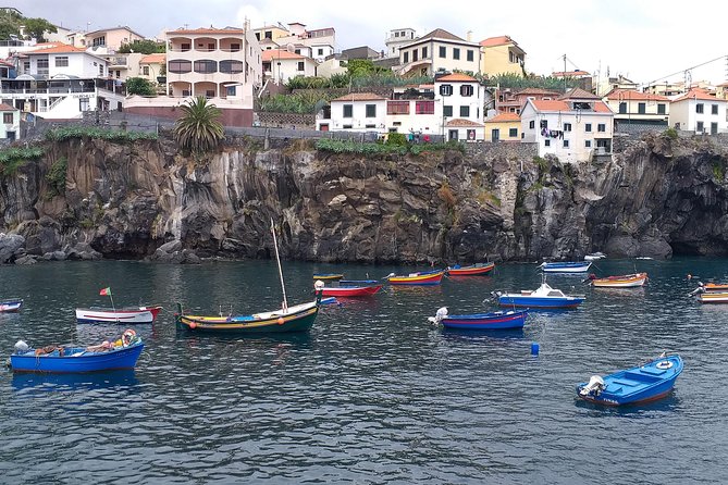 The best of the West of Madeira - Porto Moniz Natural Swimming Pools: sea time with extra entry