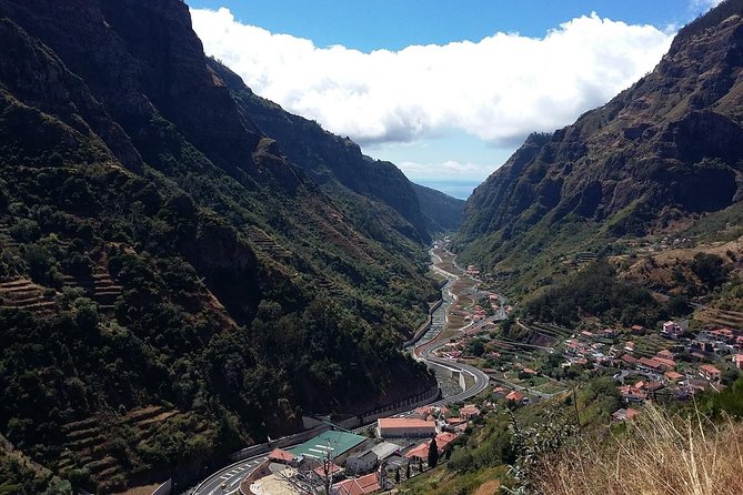 Tour - 8 Villages to the West - Miradouro da Santinha, Madeira’s “Pearl of the Atlantic”