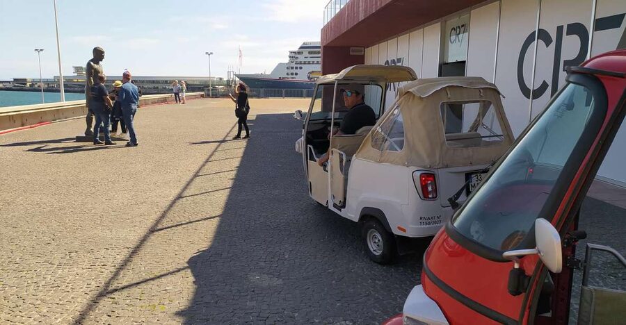 Tuk Tuk Funchal CR7 - Madeira Island - English or Portuguese, and Why Live Guidance Changes Everything